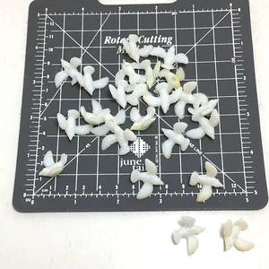 Mini Doves Pigeons whiteish birds plastic crafts floral decor wedding 24 pcs - Bild 1 von 4