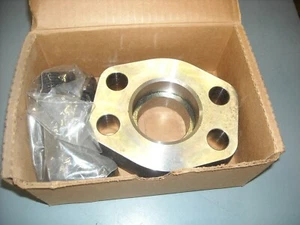 W59-32-32-U, Vescor, Hydraulic 4-Bolt Flange 2" VE10100, NOS - Picture 1 of 3