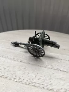VINTAGE Crescent Toys 18 Pounder Field Gun green diecast metal WW1 - Picture 1 of 5
