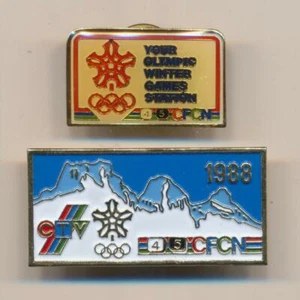 1988 Calgary Winter Olympic Pins (2) ~ CFCN (Channel 4&5) & CTV (Enamel) - Imagen 1 de 2