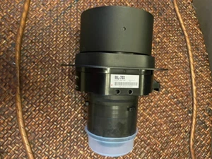 Hitachi ML-703 Medium Throw motorisiertes Projektorobjektiv - Bild 1 von 7