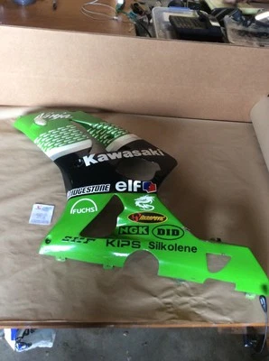 03 KAWASAKI NINJA ZX 6 RR ZX6RR ЛЕВЫЙ НИЖНИЙ ОБТЕКАТЕЛЬ - Изображение 1 из 4