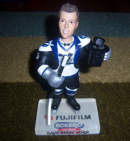 RARE Limited-Edition DAVE ANDREYCHUK Tampa Bay Lightning HAT TRICK BOBBLEHEAD Cover