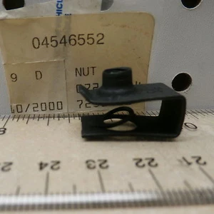4546552 Fan Shroud Nut, OEM NOS Mopar Dodge, Free US Ship - Imagen 1 de 1