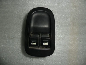Commande / Bouton leve vitre avant gauche - Peugeot 206 - Picture 1 of 3