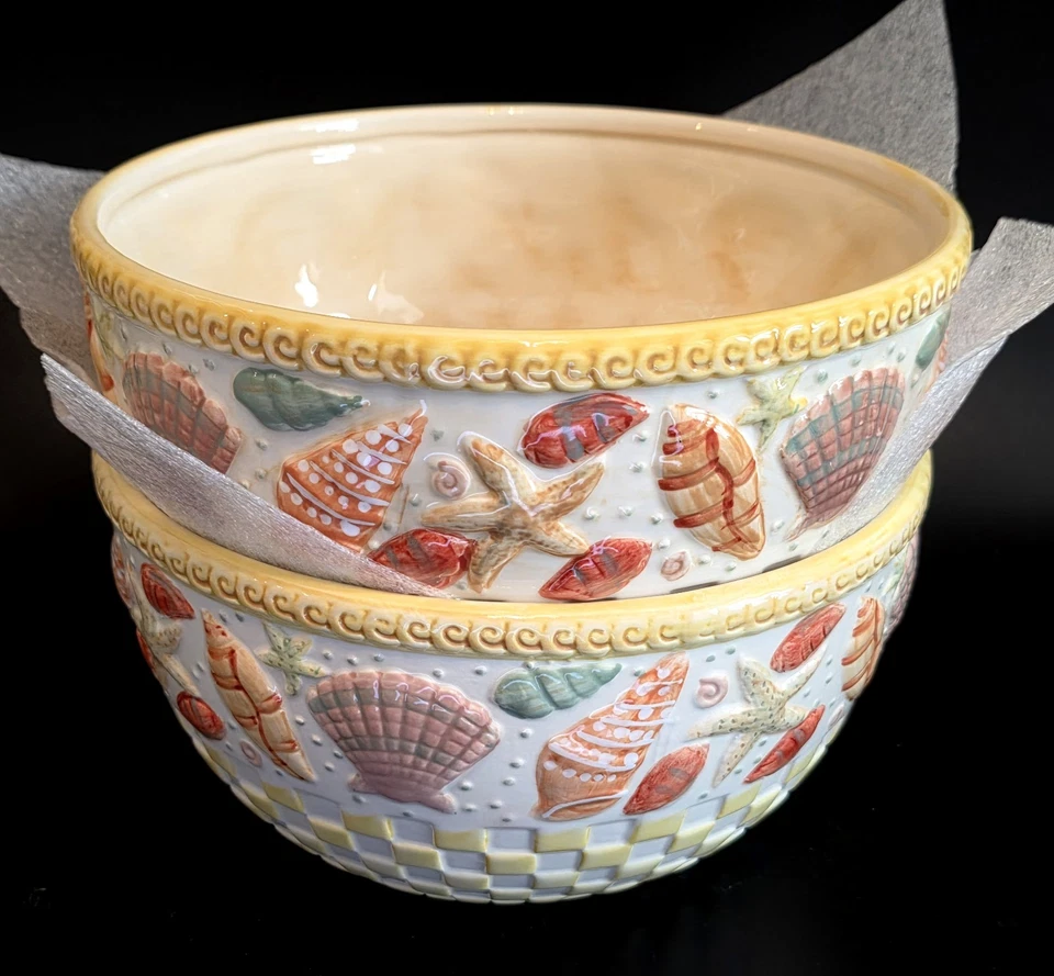 (405) Set Of 2 Temptations Summer Shells By Tara 3 QT Mixing Bowls *MINT - Image 1 of 4