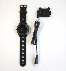 Garmin fenix 3 Aktivitätstracker Smartwatch - Schwarz mit Ladegerät - Bild 1 von 8
