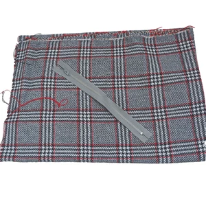 Vintage Tartan Fabric Check Remnant Grey Red White 70 x 140cm & Free Zip! - Picture 1 of 6