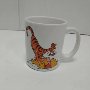 Disney Store Classic Winnie the Pooh Ceramic Mug - Picture 1 of 6