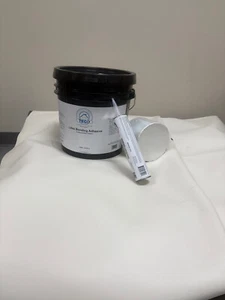 10' x 30' WHITE 60 MIL EPDM RUBBER ROOF KIT W/ADHESIVE, 4" X 50' TAPE, 3 CAULK - Picture 1 of 3