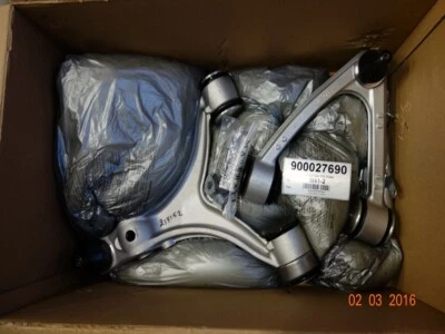 Querlenker Kit links Maserati GranTurismo - LH Front Suspension Kit # 900027690 - Bild 1 von 2