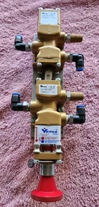 VERSA Dual-Valve Pneumatic LockOut Unit 3301-33- LOV Palm Button Working Perfect - Picture 1 of 4