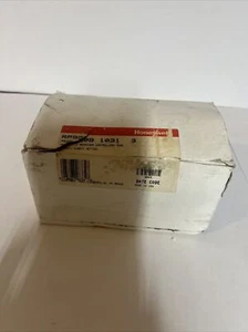 Honeywell RP920B 1031 3 Modular Pneumatic Receiver Controller Dual Input Direct - Picture 1 of 3