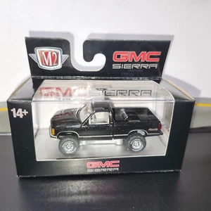 2024 Target Exclusive M2 Machines 1998 GMC Sierra 1500 4x4. R90, Fast Box Ship - Picture 1 of 11