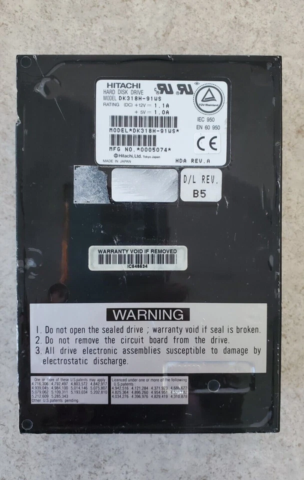 9.1GB Hitachi DK318H-91WS 3.5" HH 50 PIN SCSI Internal Hard Disk Drive - Image 1 of 3