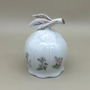 Campana de porcelana de hueso fino Keizan con flores y adornos dorados 3,25 pulgadas - Imagen 1 de 12