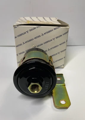 Filtro de combustible original OEM Mitsubishi MB868452 Foto 1 de 4