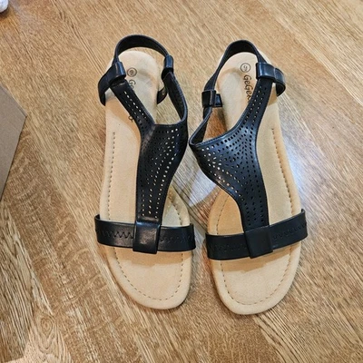 Sandalias Negras con Correa de Tobillo Ajustable, Nuevas en Caja Talla 9, Hechas en China, Hermosos Zapatos - Imagen 1 de 4