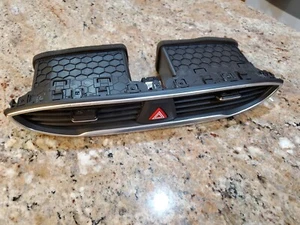 Hyundai Santa Fe 2020, 2021, 2022, 2023 middle a/c, heat vent with hazard button - Picture 1 of 6