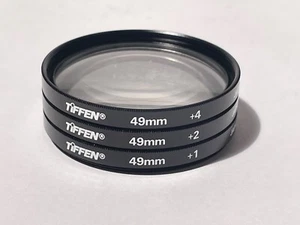 Tiffen 49mm Close-Up +1, +2, +4 Filter Set with Bonus Filter and Case - Picture 1 of 8
