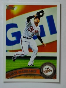 2011 Topps #195 Nick Markakis Baltimore Orioles - Picture 1 of 2
