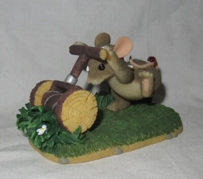 Charming Tails de Fitz & Floyd cortar, cortar, cortar el césped # 83/809 Foto 1 de 4