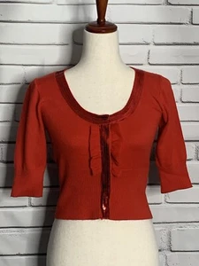 XOXO Damen Rot Cropped Button Down Pullover Cardigan Gr. Medium Pailletten Rüschen - Bild 1 von 13
