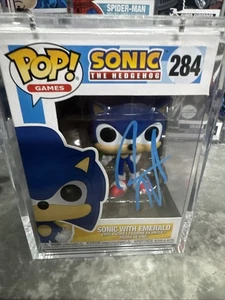 Funko Pop 2022 Sonic il Riccio "Sonic con Anello" #283 Testimone Certificato Auto - Foto 1 di 4