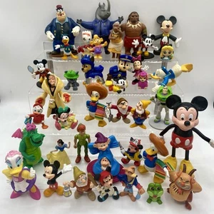 38 Disney Figures Random - Picture 1 of 9