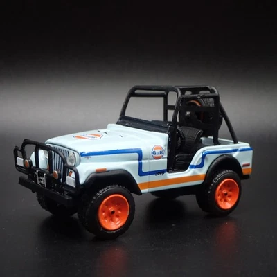 1944 - 1986 JEEP Wrangler CJ5 Gulf Olio Con con Gancio 1/64 Scala Modellino Auto - Immagine 1 di 4