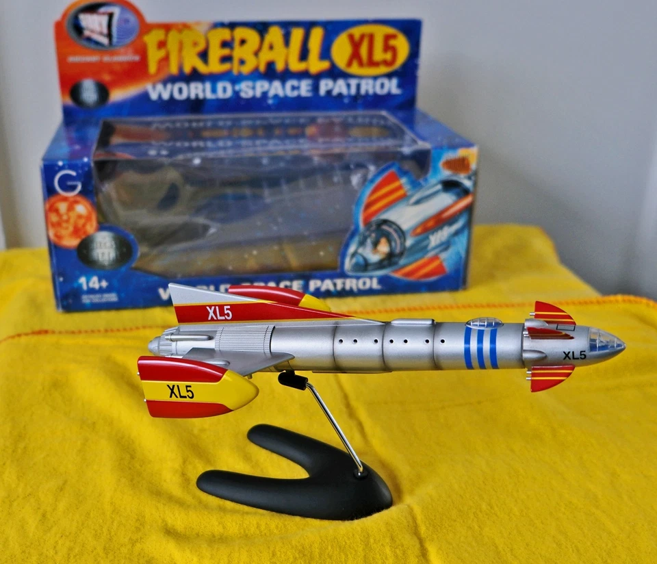 FIREBALL XL5 WORLD SPACE PATROL DIECAST METAL SPACE SHIP / BRAND NEW RARE! - Image 1 of 4