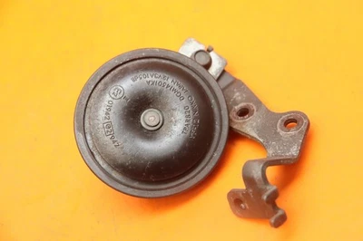 2004-2008 YAMAHA YZF R1 SINAL DE BUZINA FABRICANTE DE EQUIPAMENTO ORIGINAL - Imagem 1 de 4