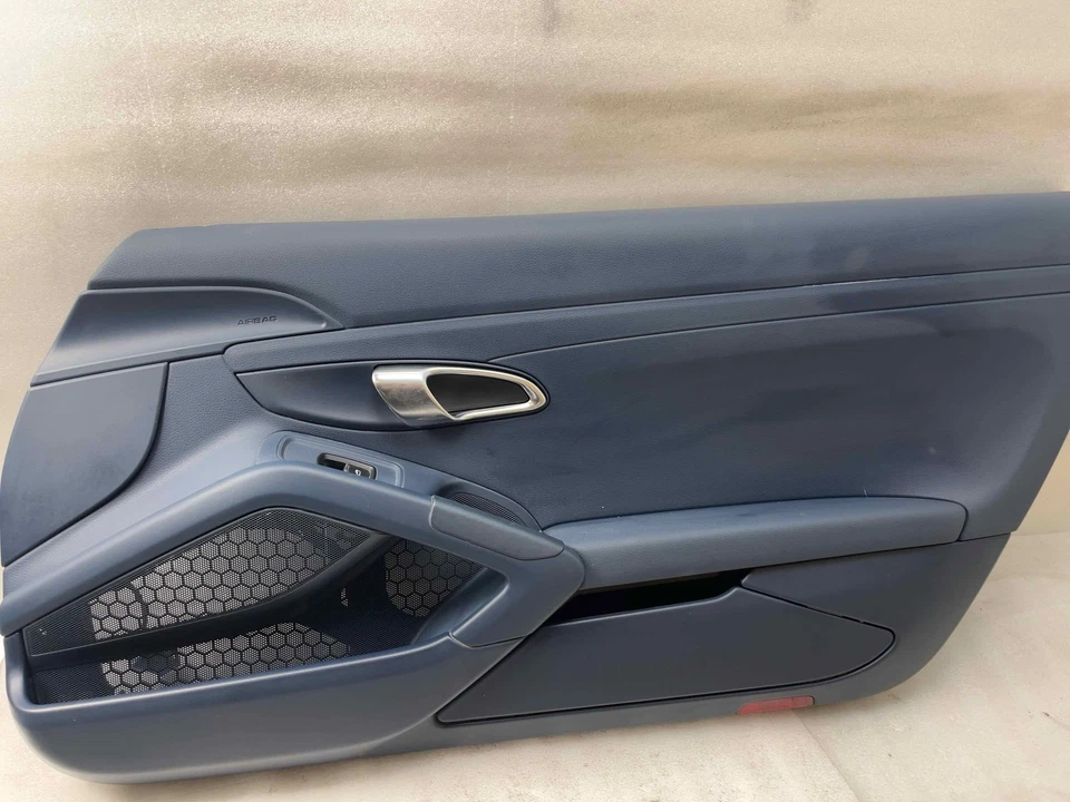 Panel de moldura de puerta delantera azul lado pasajero derecho Porsche Boxster 2013-2014 - OEM Foto 1 de 4