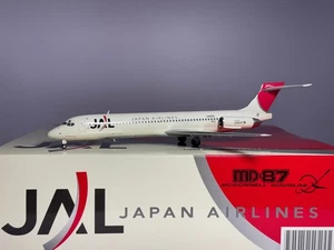 JC Wings 1:200 Japan Airlines McDonnell Douglas MD-87 JA8280 old scheme XX2912 - Picture 1 of 2