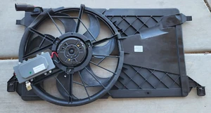 621270 Cooling Fan Assembly Compatible with 2004-2009 Mazda Mazda3, Black - Bild 1 von 8