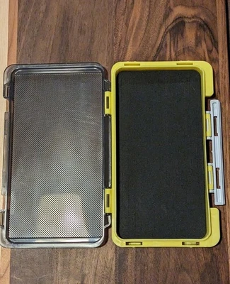 Caja de aparejos de espuma con hendidura 4x7" Foto 1 de 2