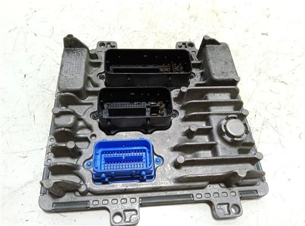 Centralina Opel insignia a country tourer 2013 16 basis 4x4 16 ltr 100 kw cdti - Immagine 1 di 3