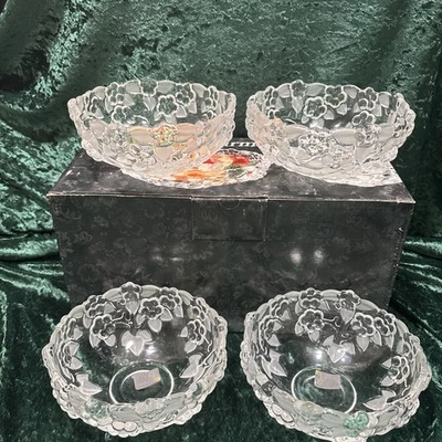 Mikasa Carmen Fruit Dessert Bowls Floral Pattern Walther Glass 5.25” Set of Four - Image 1 of 4