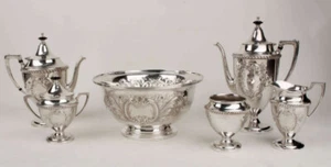 Antik versilbertes handgejagtes Tee-Kaffeeset 6-teiliges & passendes Servierschüssel Wrest - Bild 1 von 12
