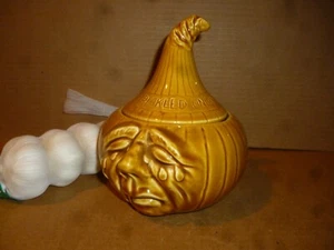 Vintage Pickled Onion Lidded porcelain Jar 6" inches Tall Ceramic Character Pot - Picture 1 of 7