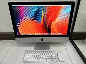 Apple iMac 21.5" 4K Retina 2019 - 256GB SSD 16GB Ram 3.0GHz Core i5 Pro 560X 4GB - Picture 1 of 9