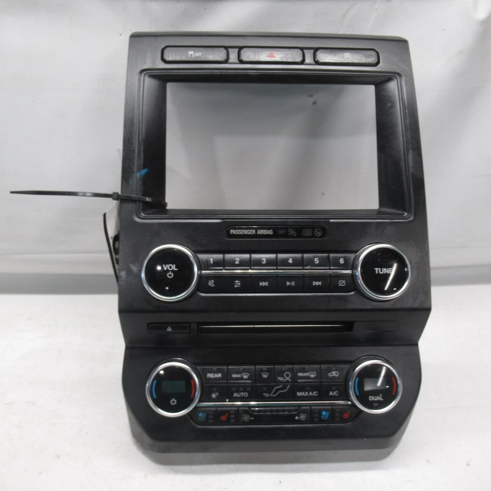 Ford Expedition 2018 panel de control de radio con controles de temperatura OEM Foto 1 de 4
