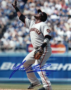 JUAN URIBE SAN FRANCISCO GIANTS ACTION SIGNED 8x10 - Picture 1 of 1