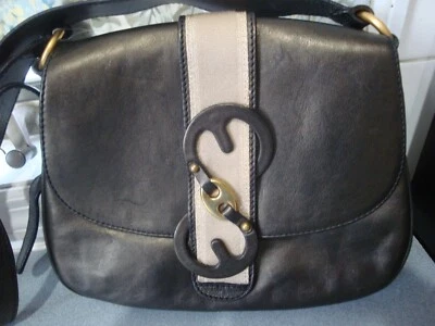 NUEVO SIN ETIQUETAS BOLSO BANDOLERA ESCADA SPORT FLEXIBLE CUERO NEGRO MAG SOLAPA A PRESIÓN HOMBRO Foto 1 de 4