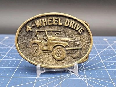 Hebilla de cinturón de latón macizo BTS de colección con tracción en las 4 ruedas hebilla Jeep ENVÍO GRATUITO A EE. UU.  Foto 1 de 4