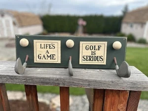 💚💚 VINTAGE GOLF COAT HOLDER LIFES A GAME GOLF IS SERIOUS 💚💚 - Picture 1 of 6