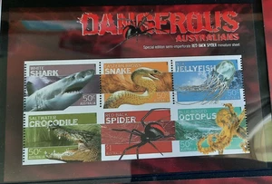 Mini hoja de araña Dangerous Australians 2006 - MUH semiimperforada con respaldo rojo - Imagen 1 de 1