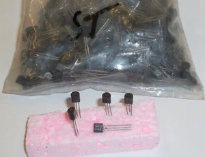 20 pieces BF606B | PNP Transistor | VHF-O | 20V | 25mA | 0.30W | 370MHz | BF506A - Picture 1 of 6