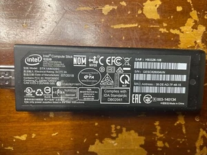 Intel Compute Stick STCK1A32SC - Atom Z8330 1,92 GHz, 2 GB de RAM, 32 GB de almacenamiento con DC - Imagen 1 de 5
