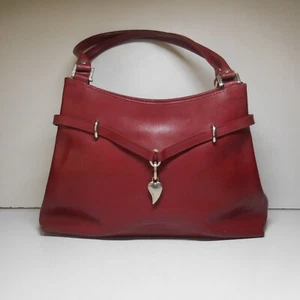 N9648 Lancaster Paris sac épaule cuir rouge bijouterie métal doré argent femme - Imagen 1 de 12